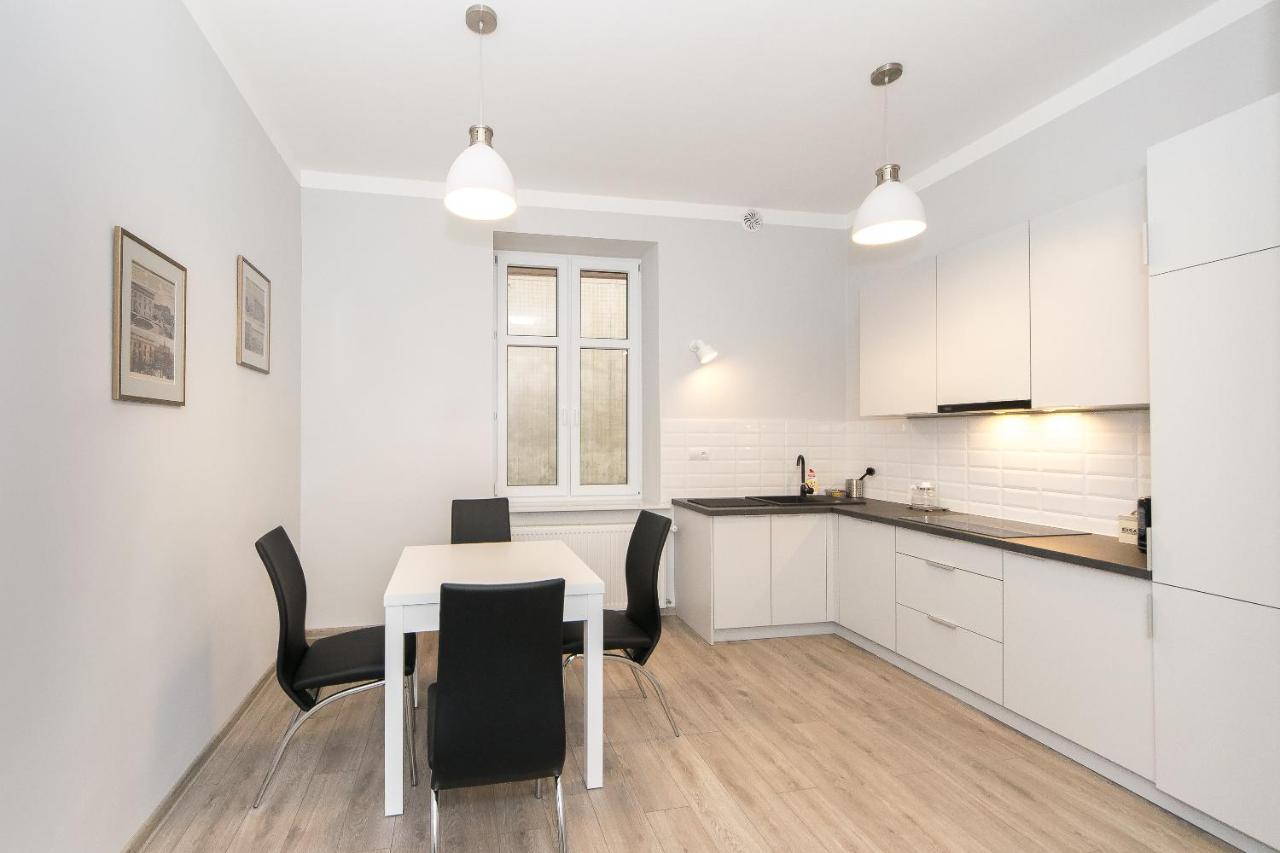 Location On Main Square P4you Pl Apartment